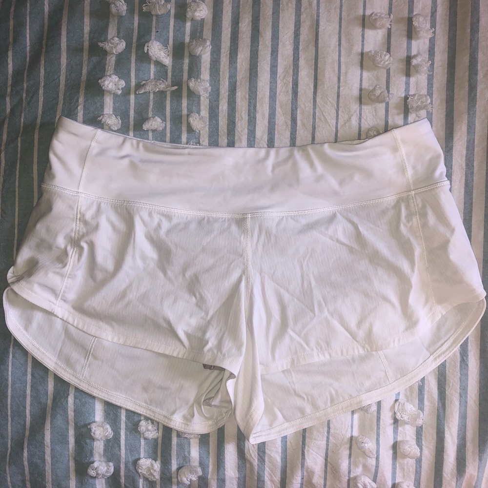 Lululemon shorts size 6